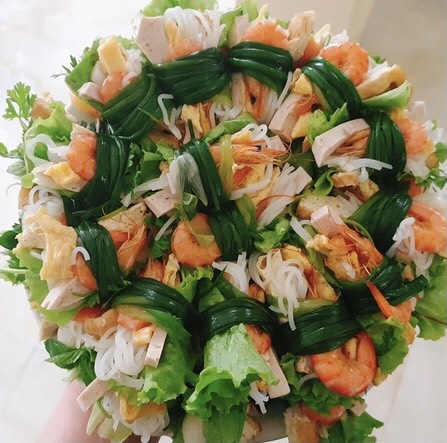 Delicious Ninh Binh shrimp spring rolls