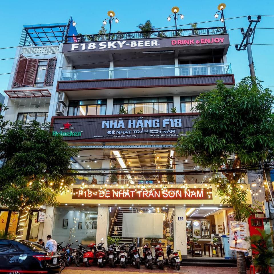 Nhà hàng Ẩm thực F18 - F18 Restaurant